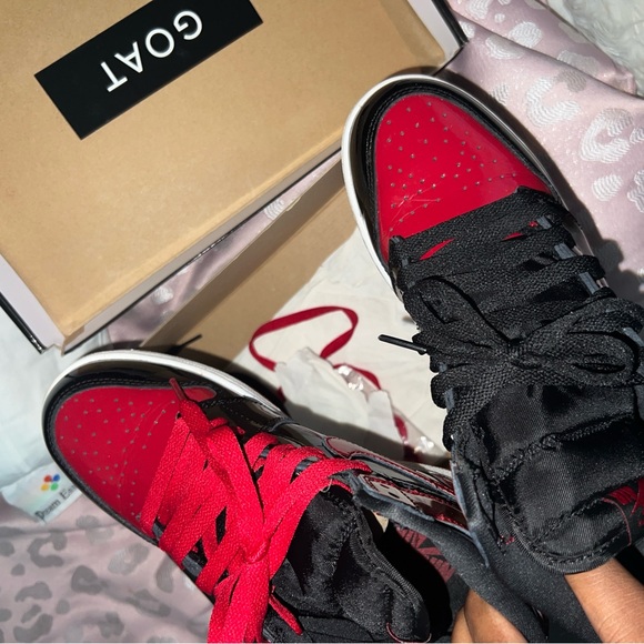 Jordan 1 Patent Bred Leather - Picture 5 of 8